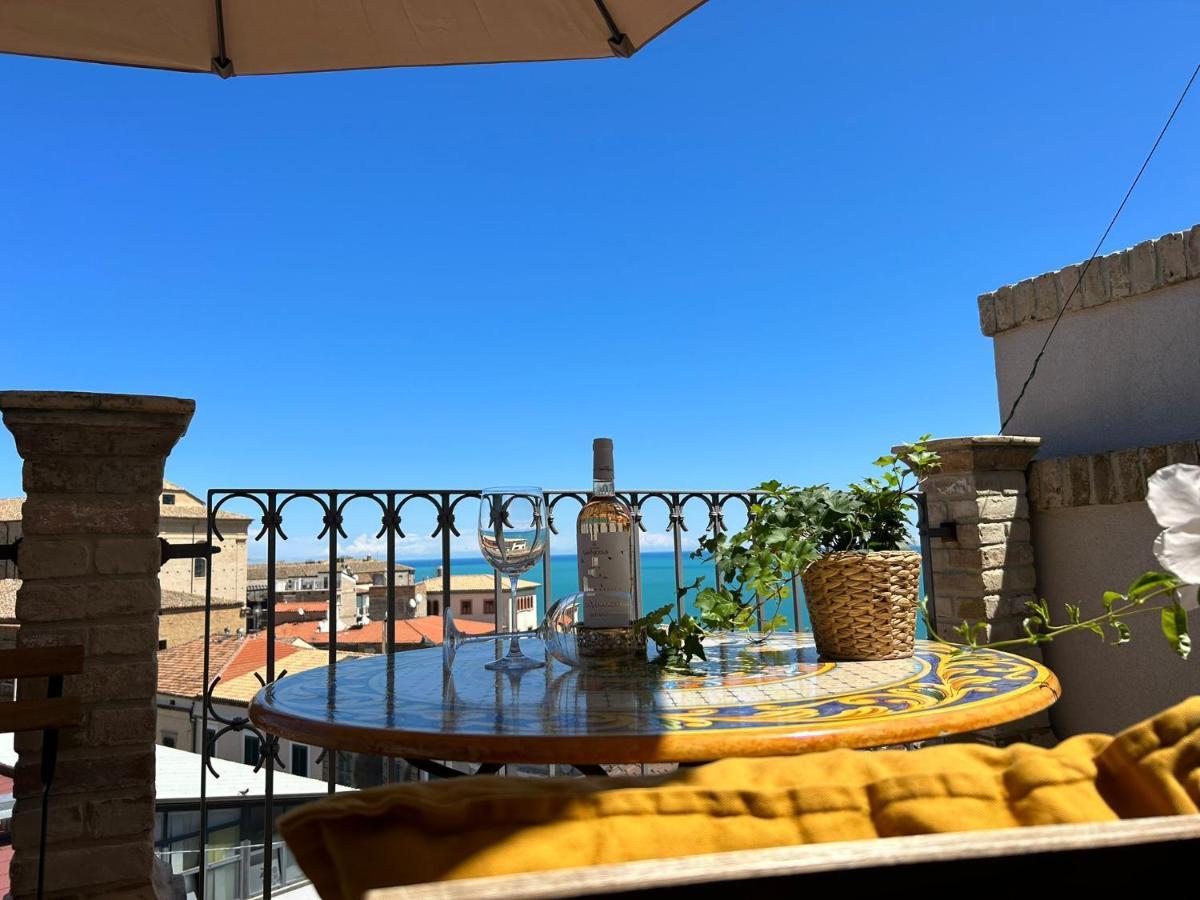 La Fabbrica Di San Pietro Vasto Bed & Breakfast Exterior photo