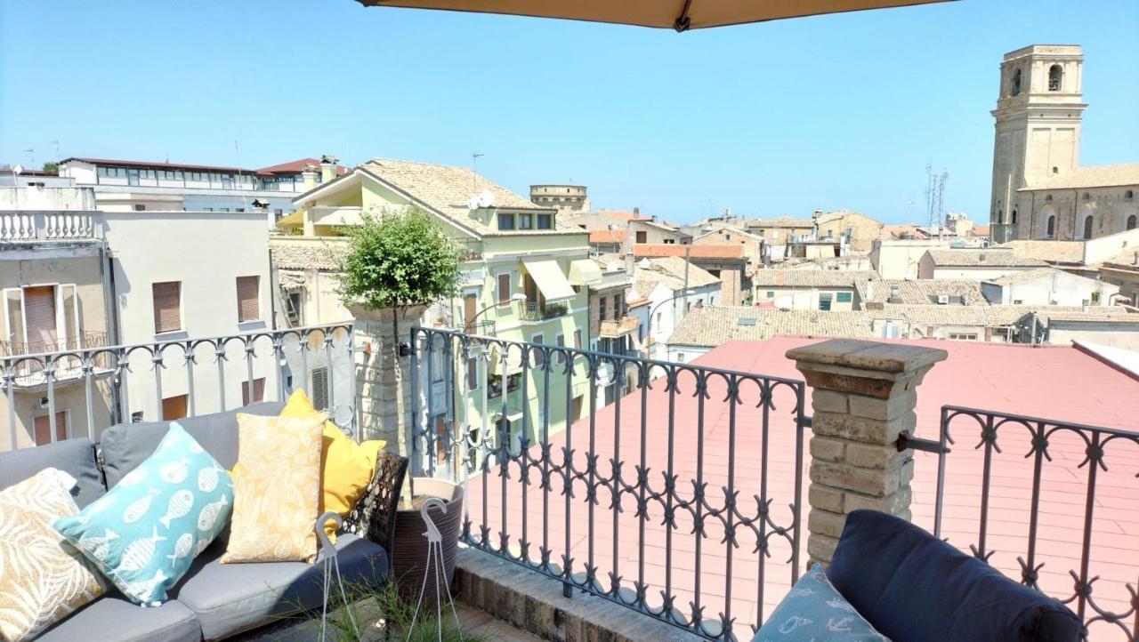 La Fabbrica Di San Pietro Vasto Bed & Breakfast Exterior photo